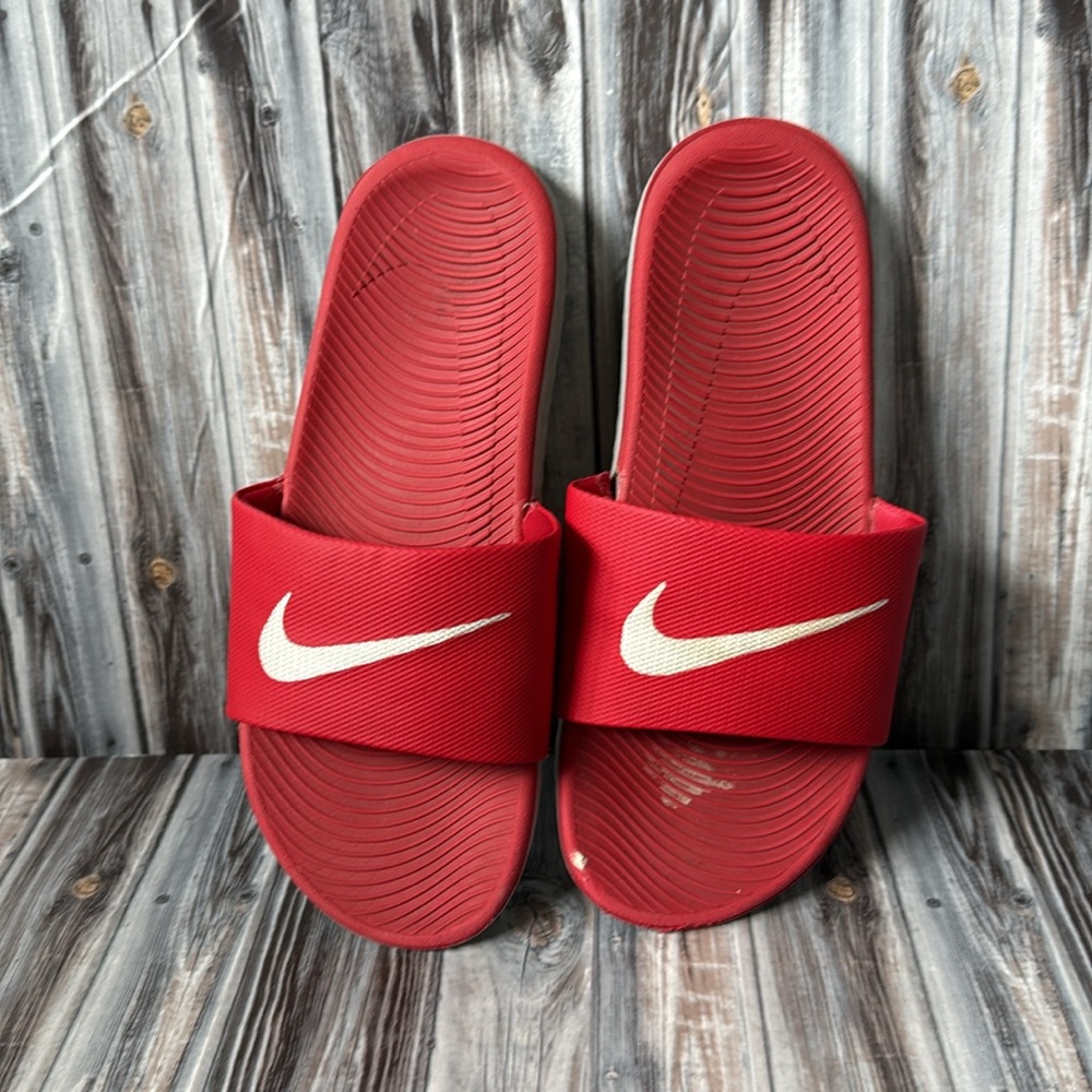 Nike slides, 7Y, red